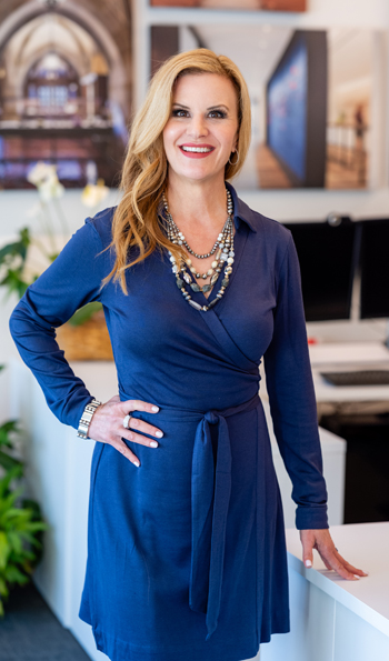 Lisa Bartlett, Lighting Director, Mountain West