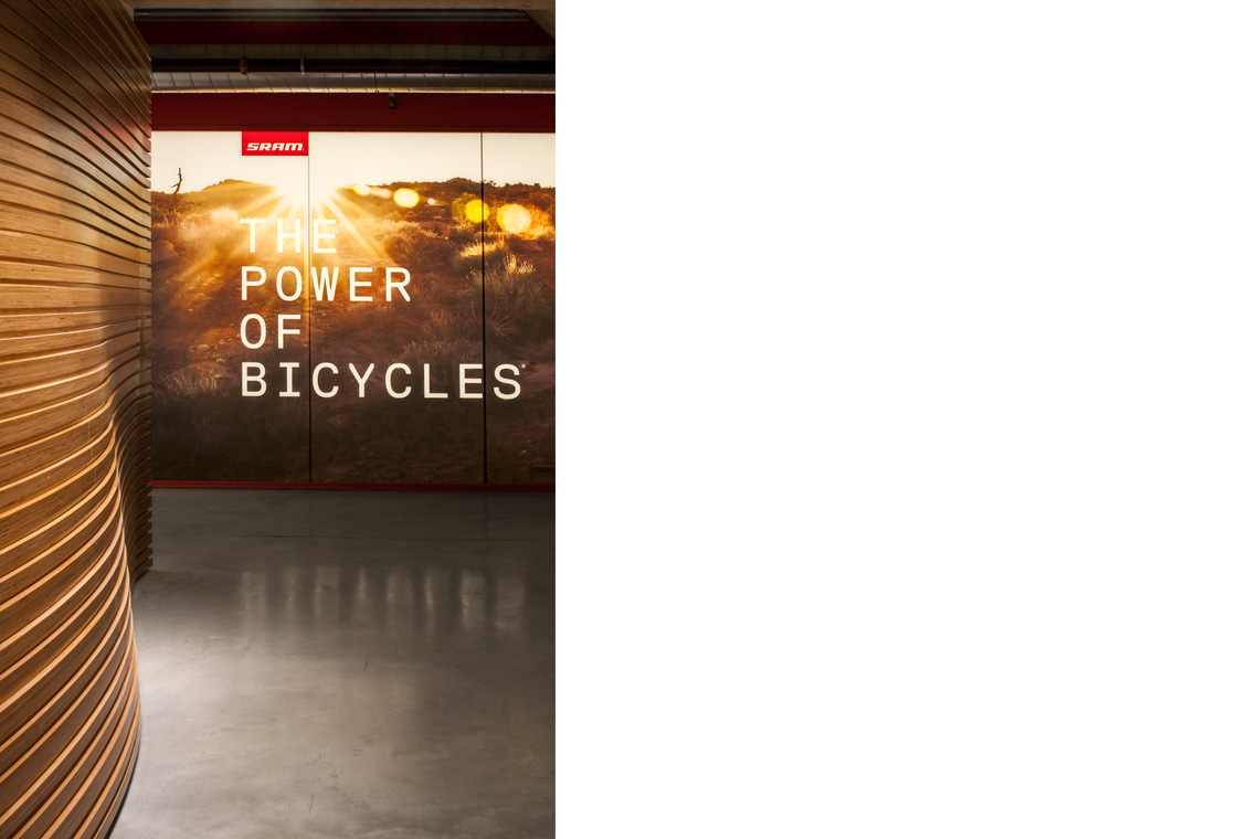 SRAM entry way, interior lighting