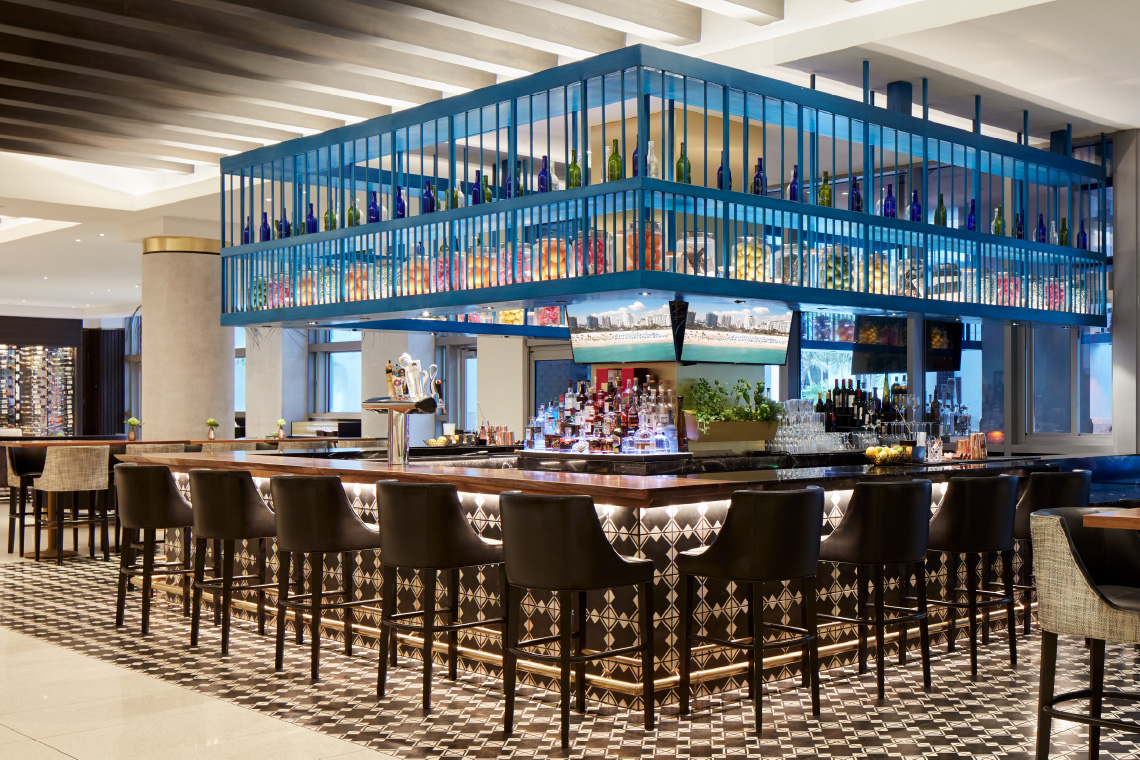 Loews Miami Beach guest lounge area, interior lighting