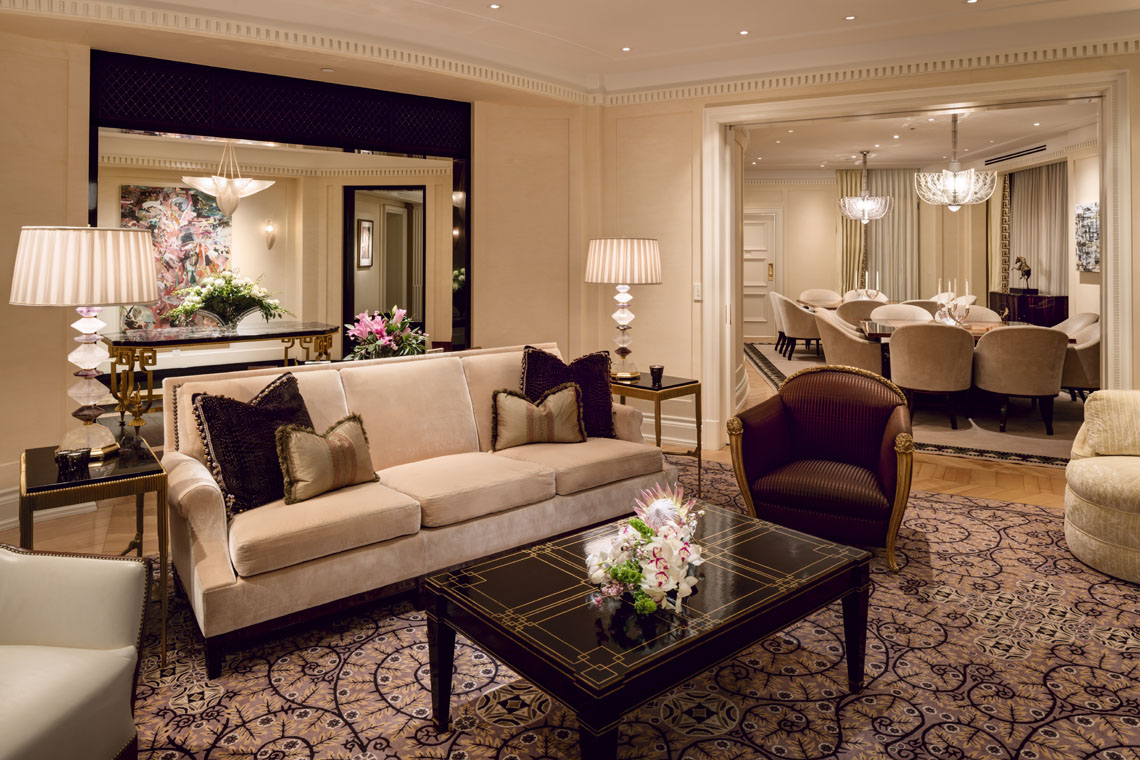 Urban Glamor Milwaukee, interior lighting for livingroom