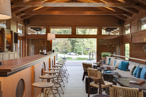 Pine Lake interior lighting